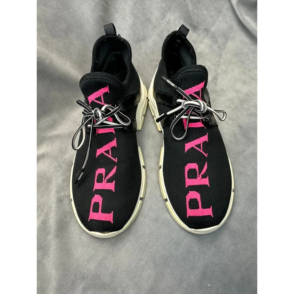 Prada Athletic Nylon Running‎ Sneakers Women US 5 EU 35 Black And Pink